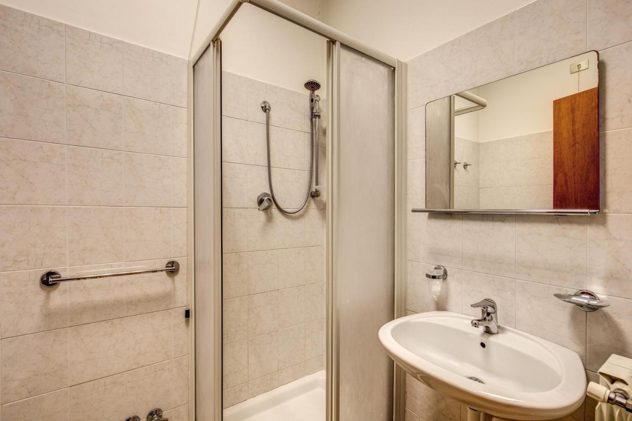 Domus Urbis Hotell Rom Exteriör bild